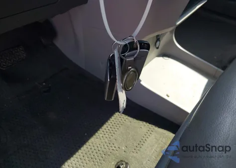 2017 Toyota Sienna Xle 8 Passenger из США, поврежденный, VIN 5TDYZ3DCXHS856655